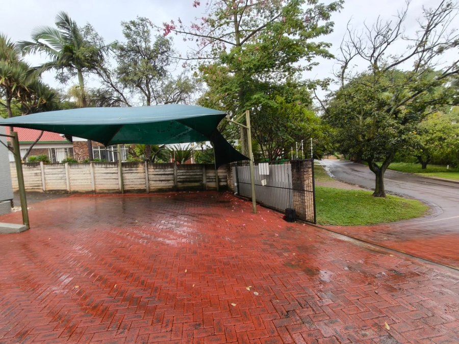 4 Bedroom Property for Sale in Safari Gardens North West